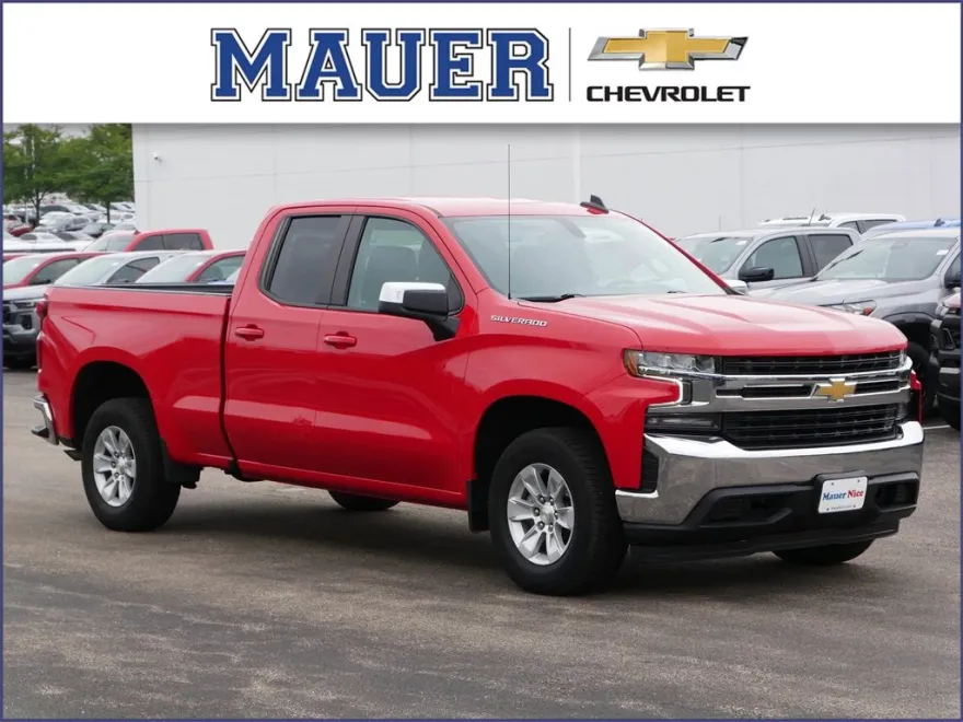 2021 Chevrolet Silverado 1500 LT photo 1