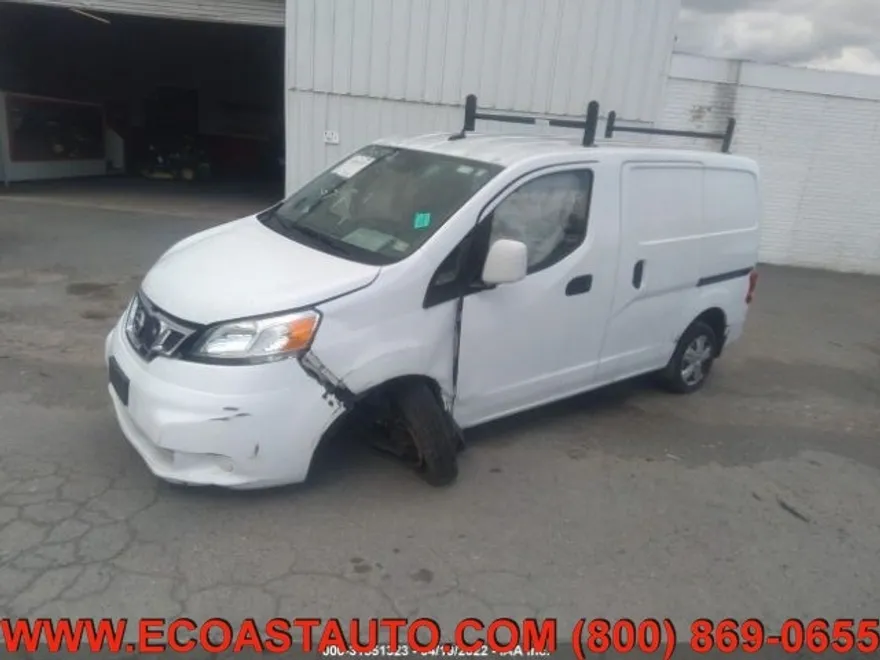 2018 Nissan NV200 SV photo 1