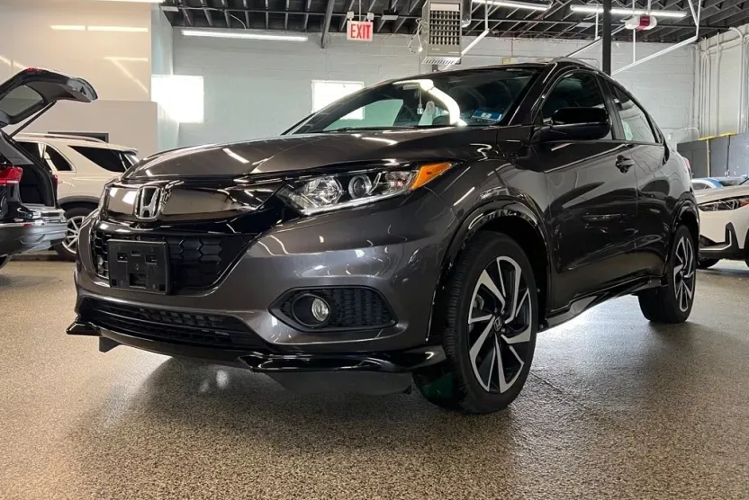 2020 Honda HR-V Sport photo 1