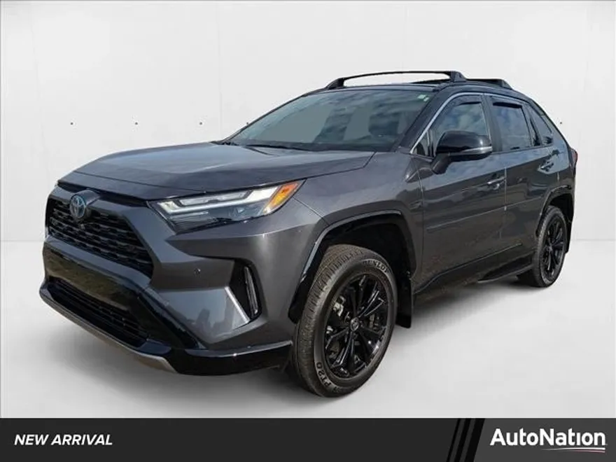 2024 Toyota RAV4 Hybrid XSE photo 1
