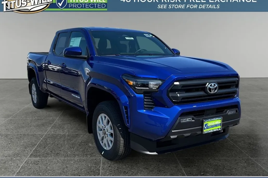 2025 Toyota Tacoma SR5 photo 1