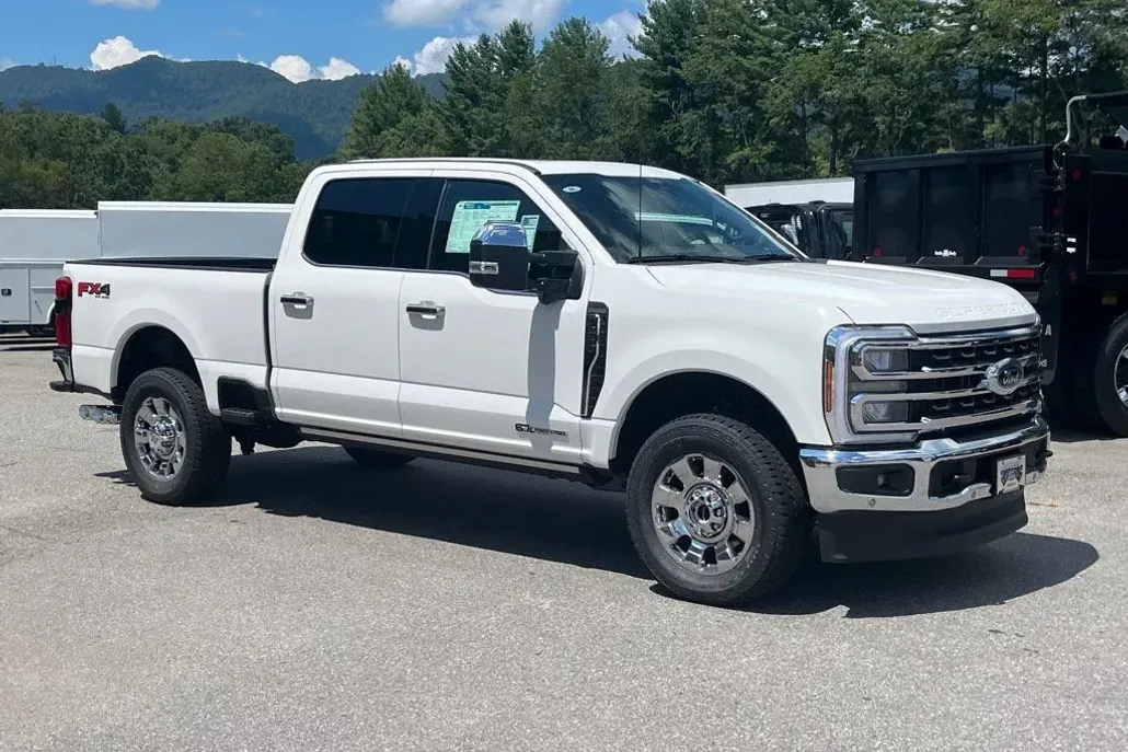 2025 Ford F-250 King Ranch photo 1