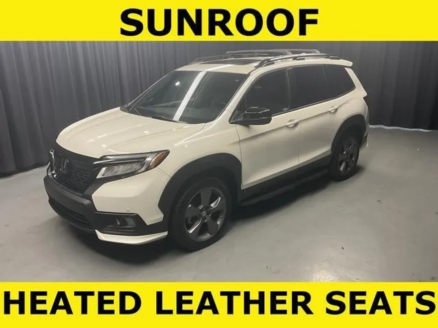2019 Honda Passport Touring photo 1