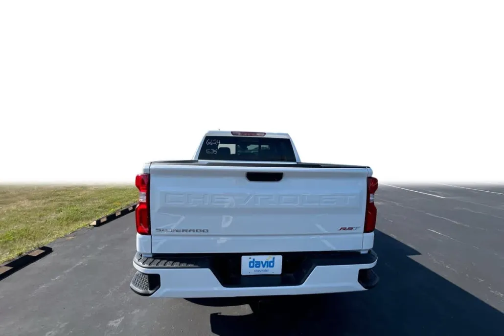 2026 Chevrolet Silverado 1500 RST photo 1
