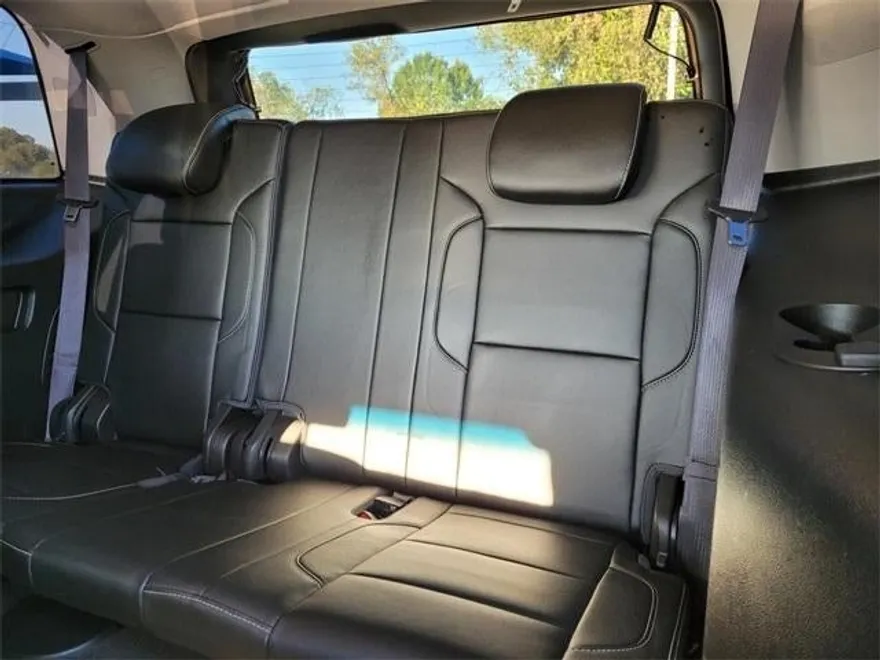 2017 Chevrolet Tahoe LT photo 2