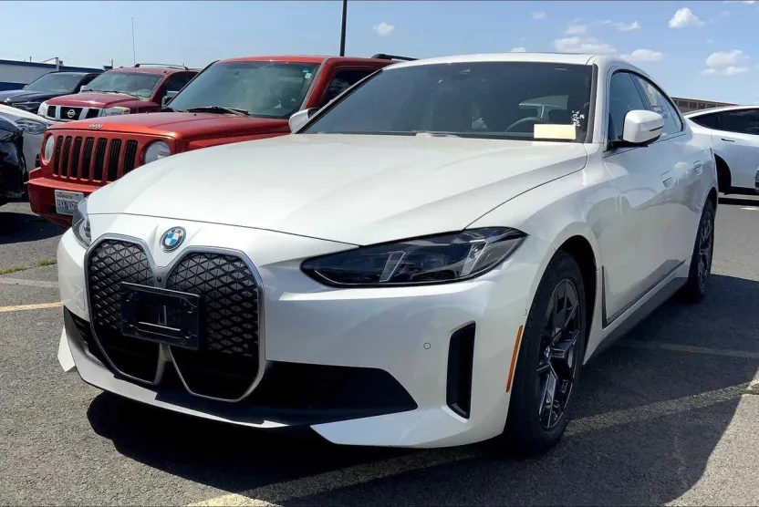 2025 Bmw i4 xDrive40 photo 1