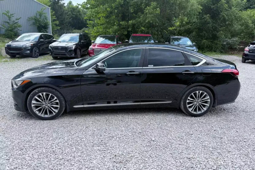 2015 Hyundai Genesis 3.8 photo 1