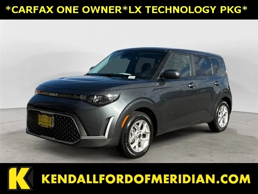 2023 Kia Soul LX photo 1