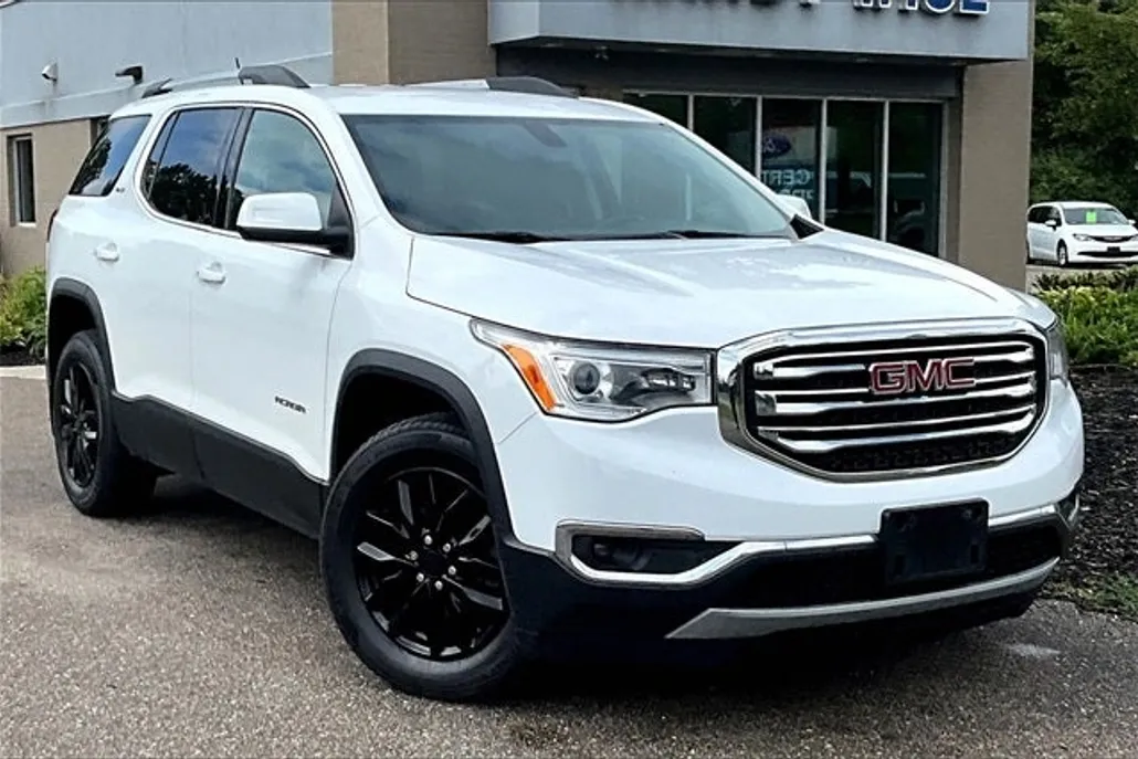 2017 Gmc Acadia SLE photo 1