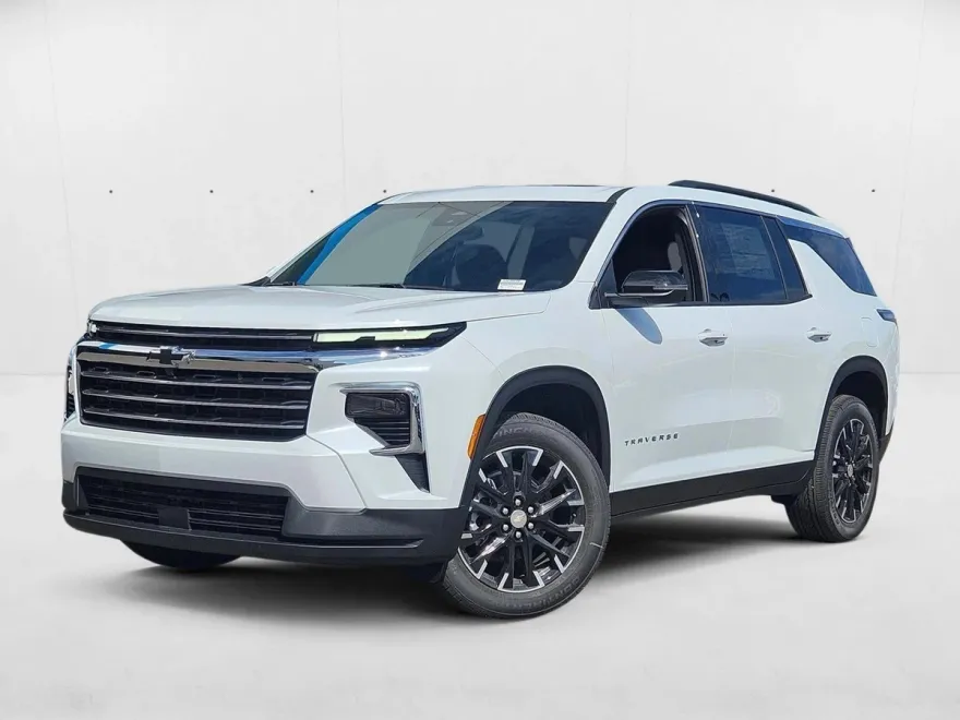 2026 Chevrolet Traverse photo 1