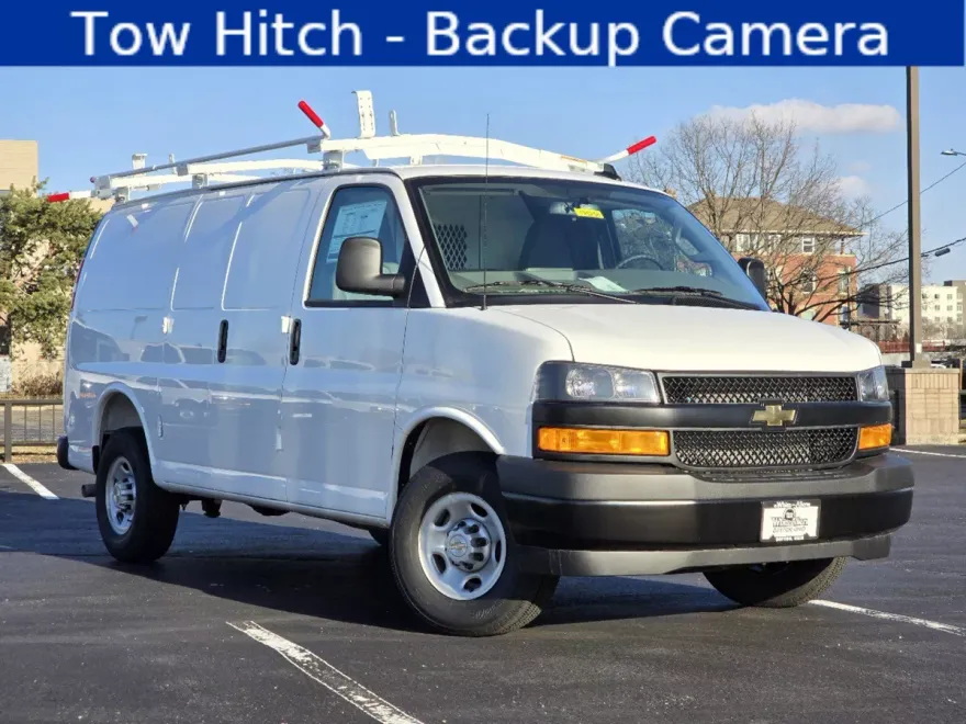 2025 Chevrolet Express Cargo Van photo 1