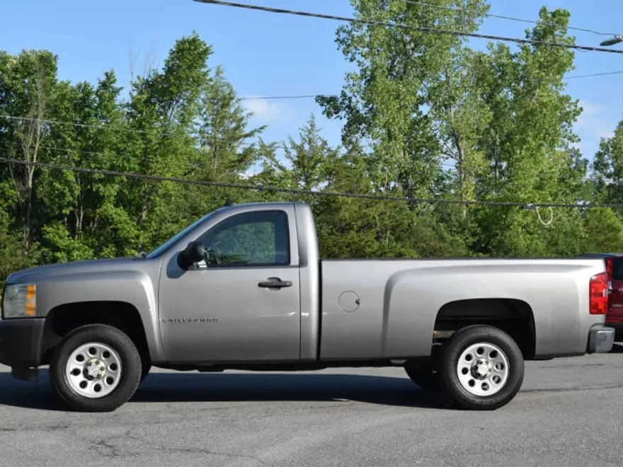 2008 Chevrolet Silverado 1500 Work Truck photo 1
