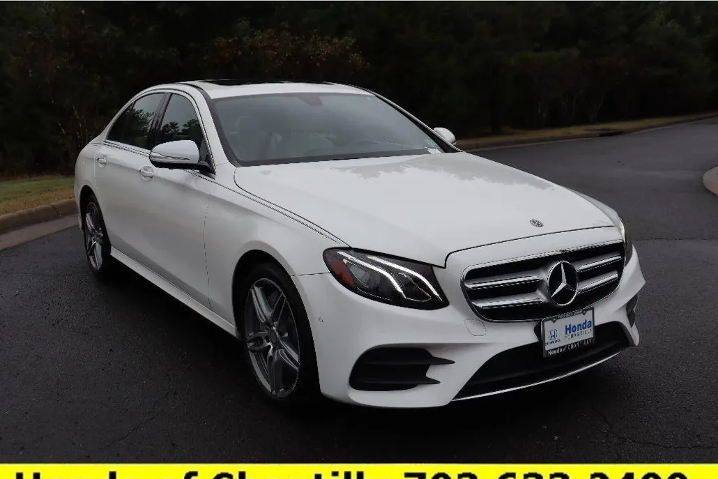 2019 Mercedes Benz E 300 4MATIC photo 1