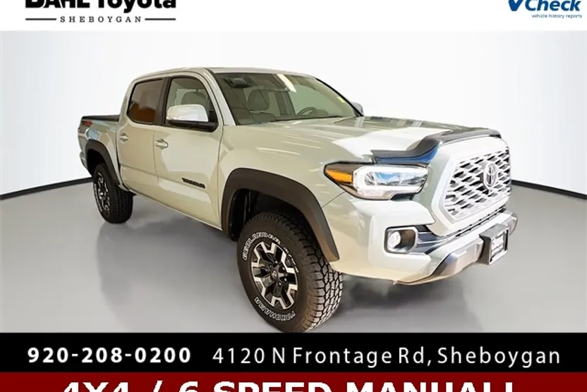 2022 Toyota Tacoma TRD Off-Road photo 1