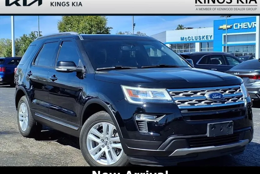 2018 Ford Explorer XLT photo 1