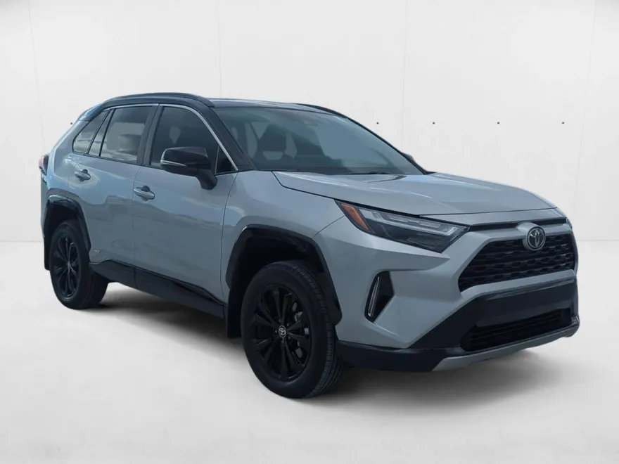 2025 Toyota RAV4 Hybrid XSE photo 1