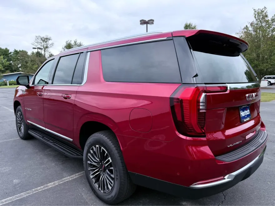 2025 Gmc Yukon XL photo 1