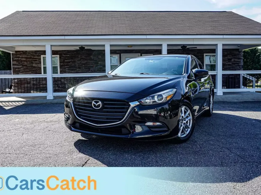 2017 Mazda Mazda3 Sport photo 1