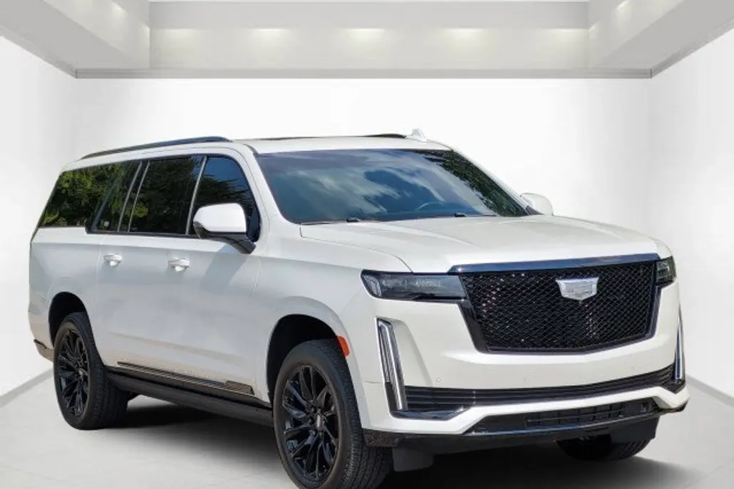 2023 Cadillac Escalade ESV Sport Platinum photo 1