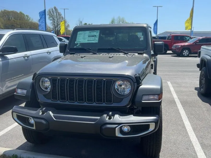 2025 Jeep Gladiator Sport S photo 1