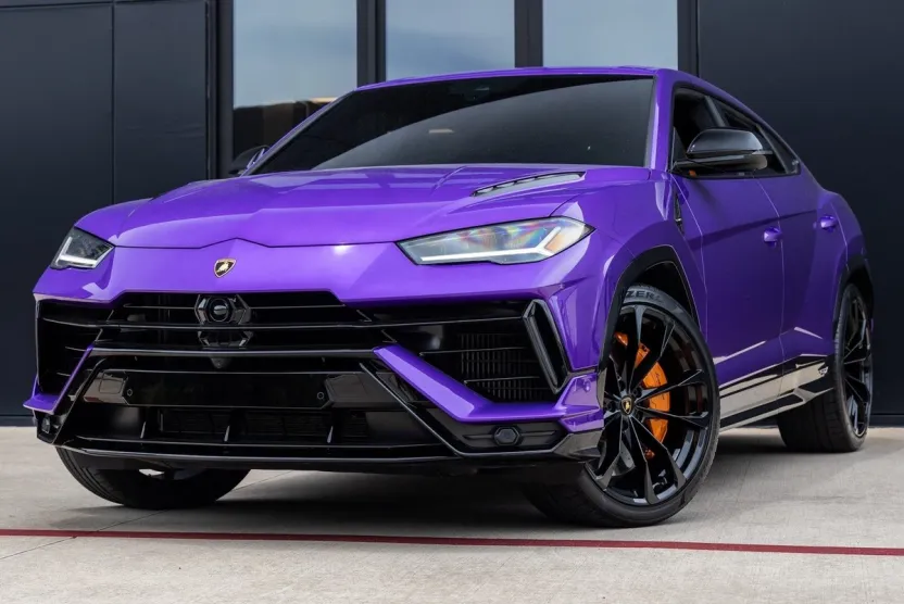 2024 Lamborghini Urus S photo 1