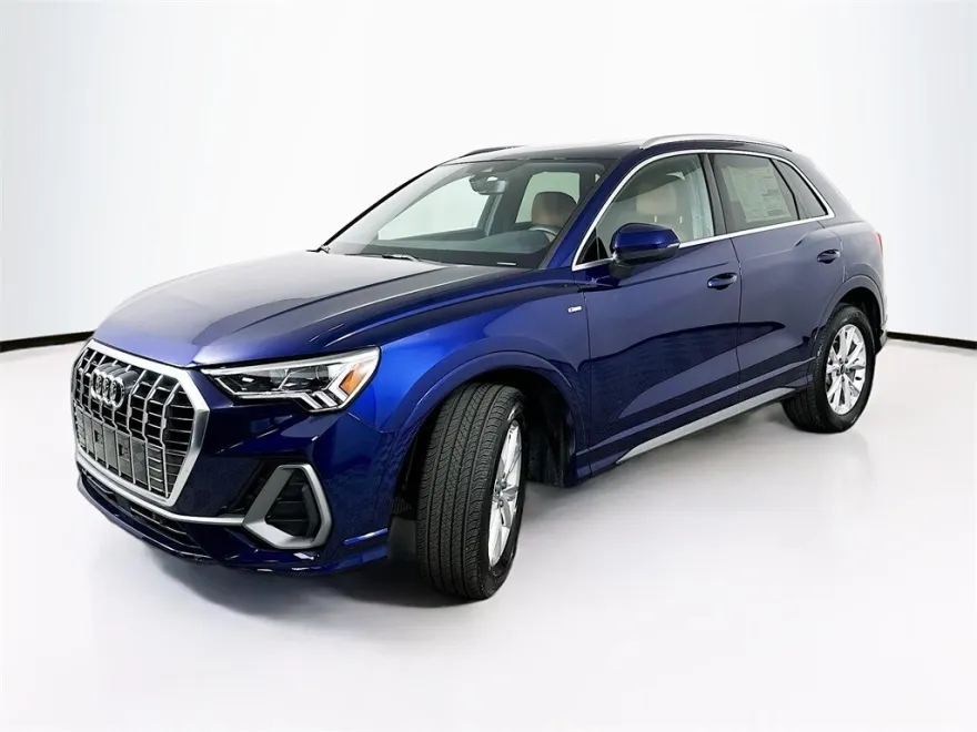 2025 Audi Q3 S line Premium Plus photo 1