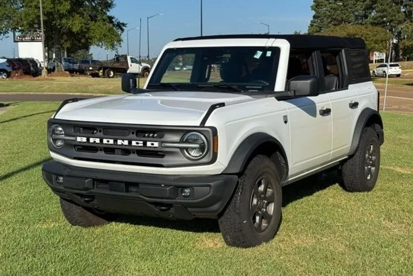 2024 Ford Bronco Big Bend photo 1