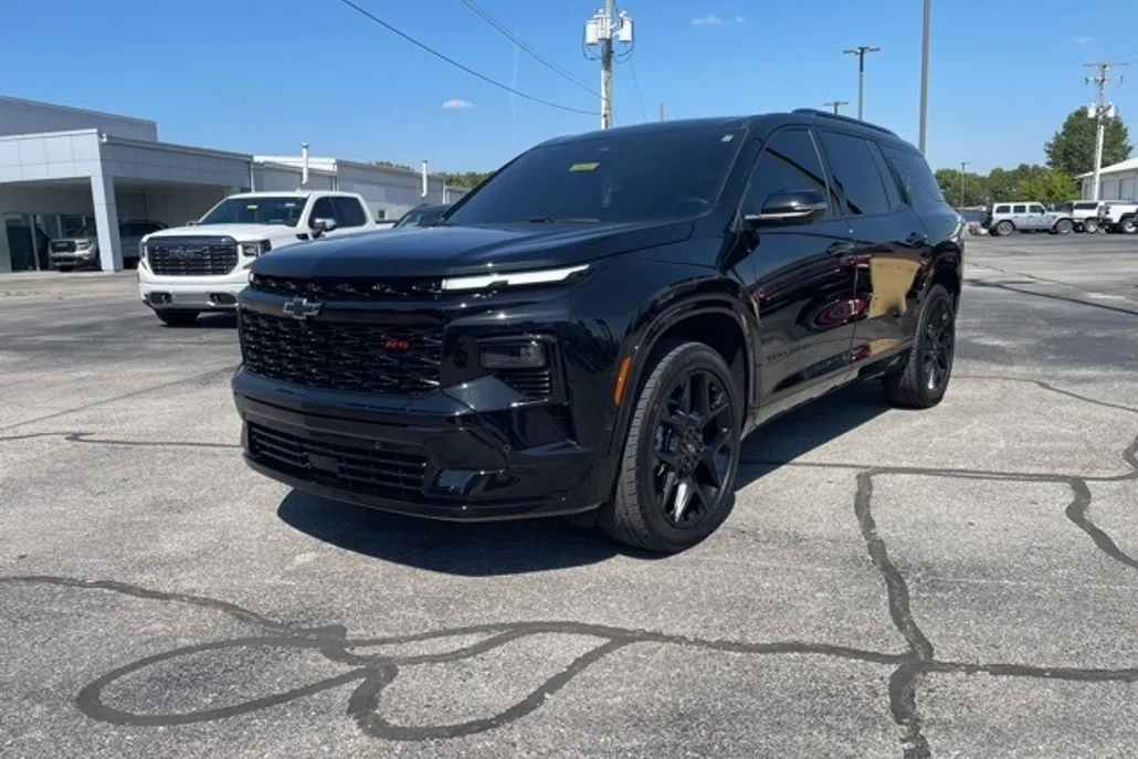 2024 Chevrolet Traverse RS photo 1