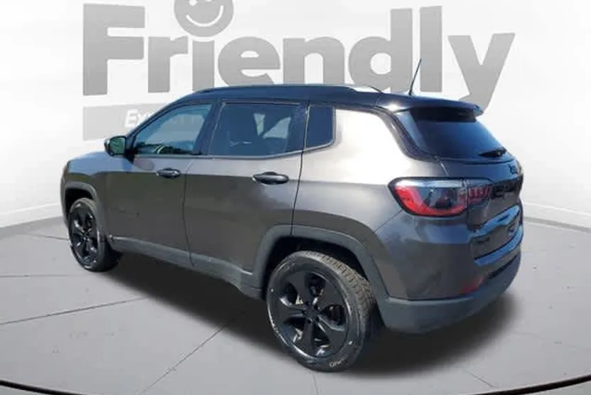 2021 Jeep Compass Altitude photo 1