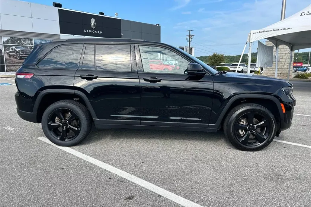2023 Jeep Grand Cherokee Altitude X photo 1