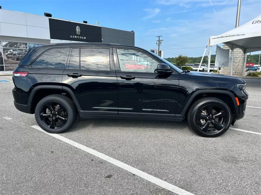 2023 Jeep Grand Cherokee Altitude X photo 1