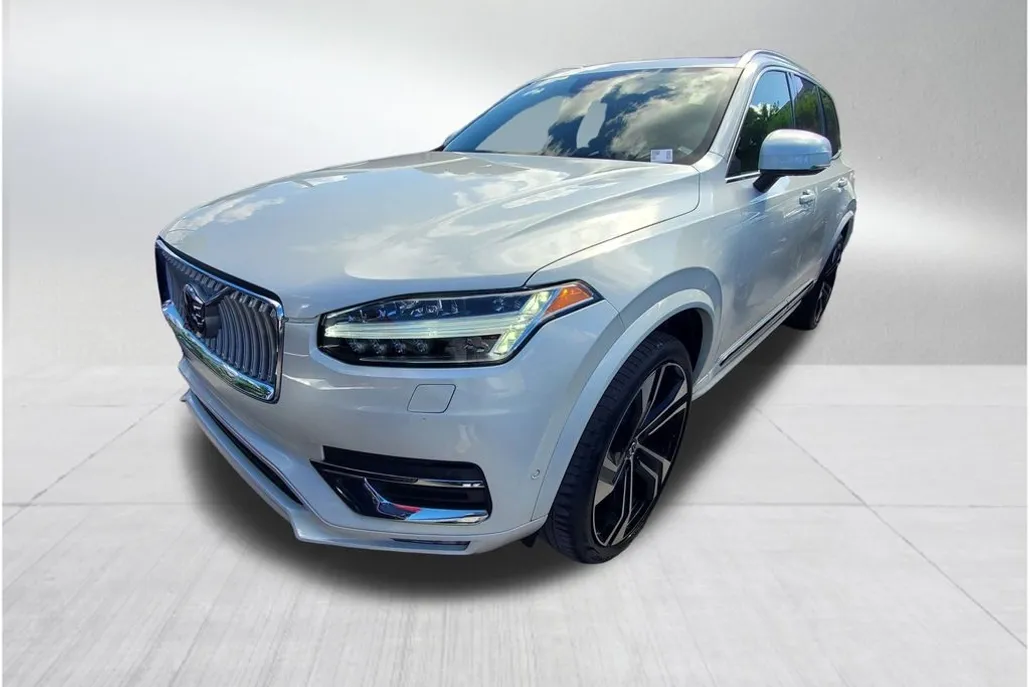 2024 Volvo XC90 Ultimate photo 1