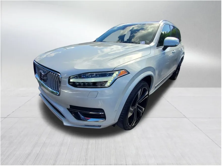 2024 Volvo XC90 Ultimate photo 1