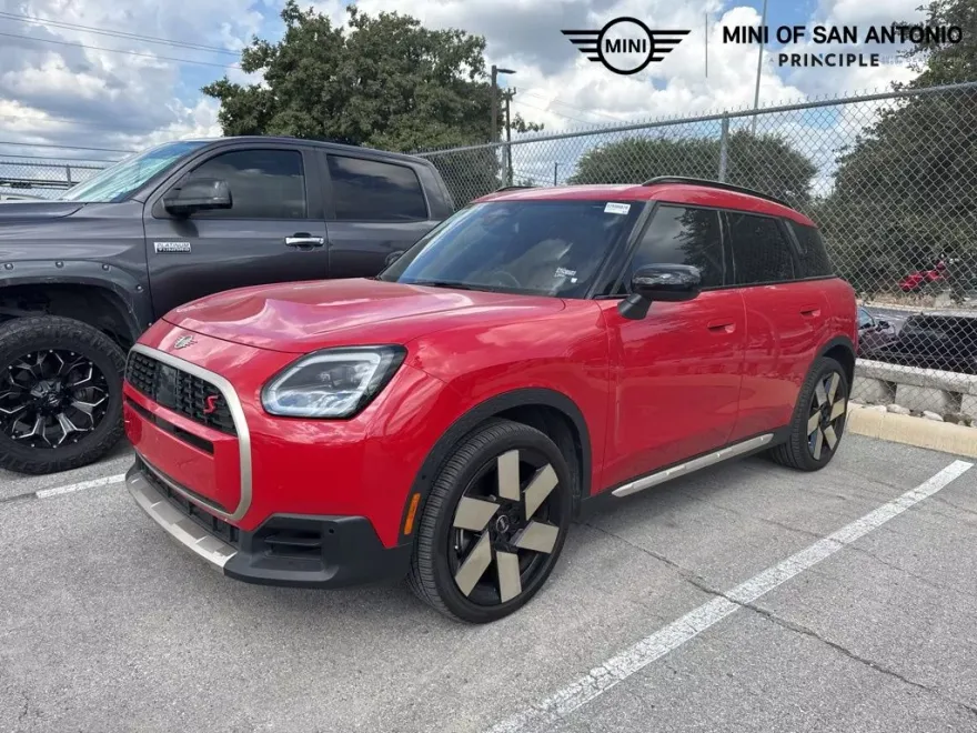 2025 Mini Countryman photo 1