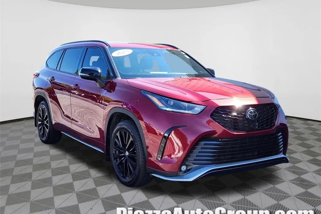 2023 Toyota Highlander XSE photo 1