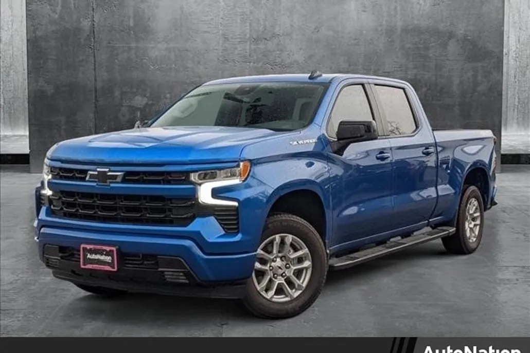 2024 Chevrolet Silverado 1500 RST photo 1