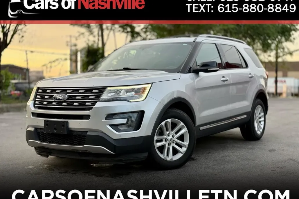 2016 Ford Explorer XLT photo 1
