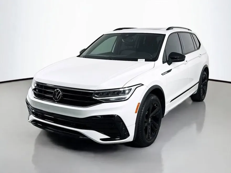 2023 Volkswagen Tiguan SE R-Line Black photo 1
