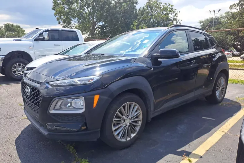2020 Hyundai Kona SEL photo 1