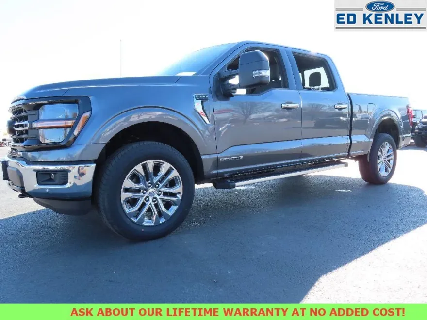 2025 Ford F-150 XLT photo 1