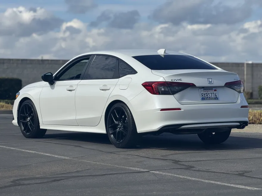 2022 Honda Civic Sport photo 1