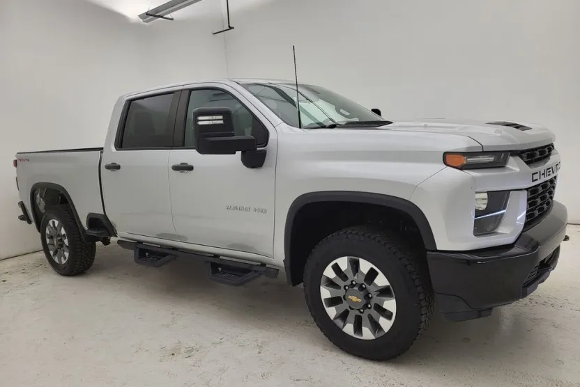 2022 Chevrolet Silverado 2500HD Custom photo 1