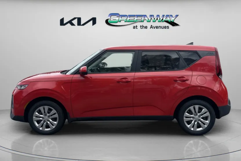2021 Kia Soul LX photo 1