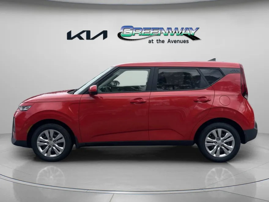 2021 Kia Soul LX photo 1