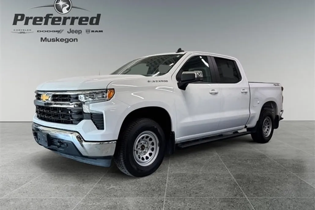 2022 Chevrolet Silverado 1500 LT photo 1