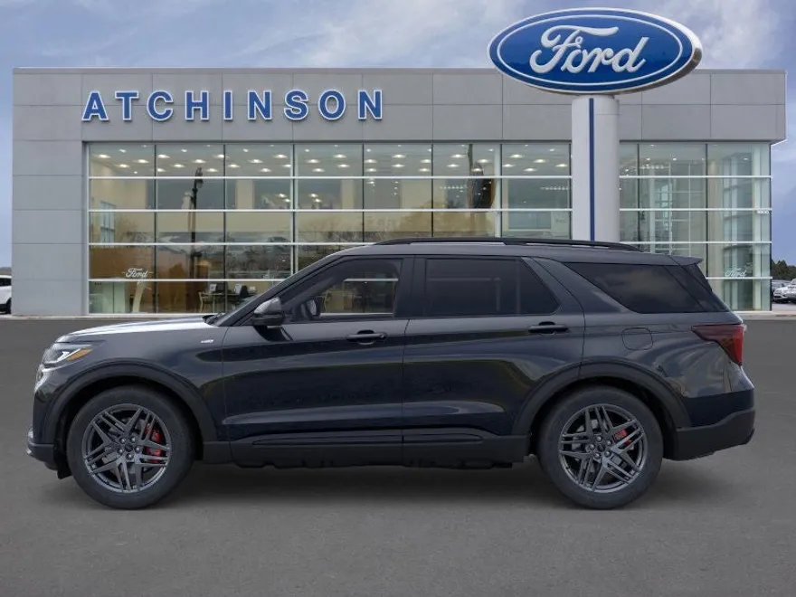 2025 Ford Explorer ST-Line photo 1