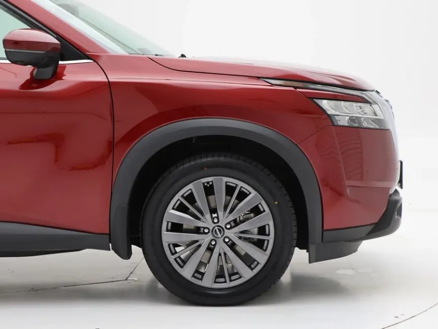 2022 Nissan Pathfinder SL photo 1