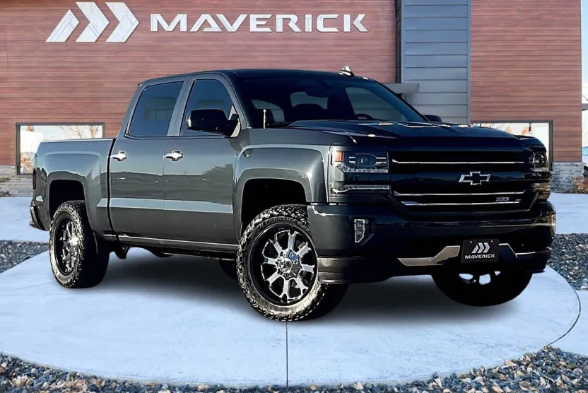 2018 Chevrolet Silverado 1500 LTZ photo 1