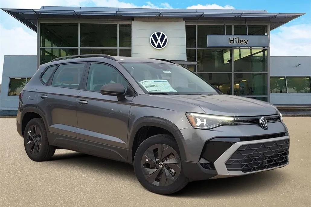 2025 Volkswagen Taos S photo 1
