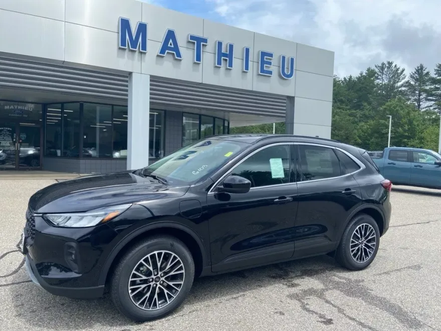 2025 Ford Escape Base photo 1